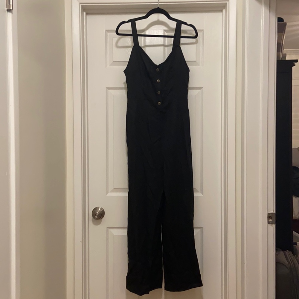 NWT Wide Leg Jumpsuit